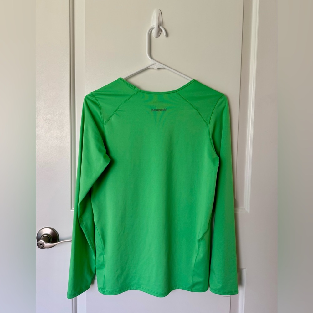 Patagonia Lightweight Scoop Neck Long Sleeve Shirt - Picture 2 of 11